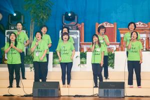  하계대성회 넷째날 저녁(저녁예배, 평강 가족 구속사노래 대회, 둘러보기)