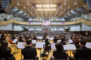  교회개척 60주년 구속사시리즈 12권 출판감사예배